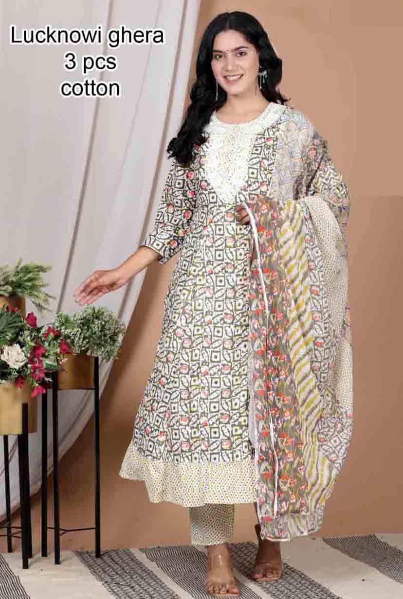 Women Lucknowi Ghera Suit